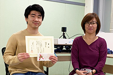Mr.Hirokazu Matsuura(left) and Assoc.Prof. Natsue Yoshimura