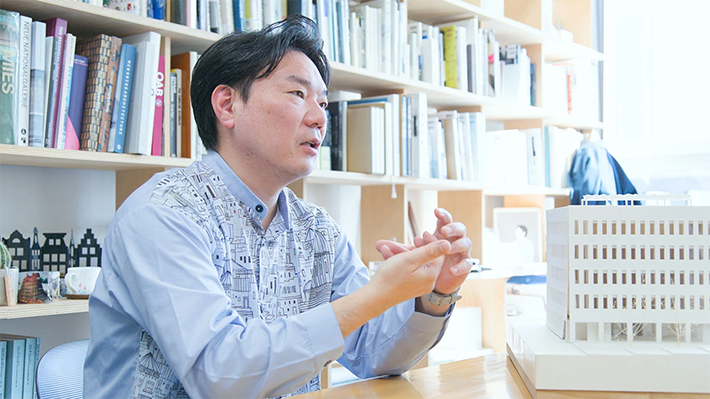 人物写真:村田涼准教授