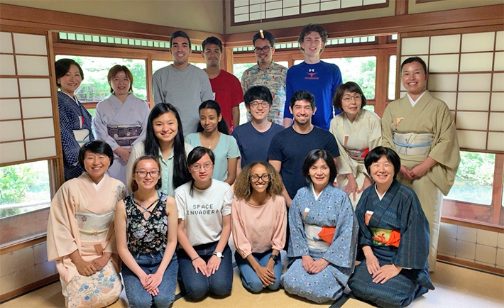 Tea ceremony with NPO Kissako members