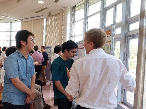 Tokyo Tech and Cambridge students share latest nanotech advances