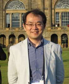 Associate Professor Akira Kato