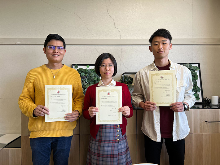 From left: Thuc Toan PHAM, Mariko Kojimai and Kosuke Kikuchi won the CSJ Student Presentation Award 2023