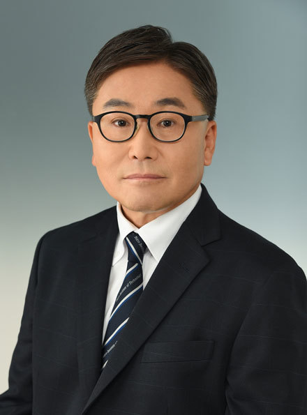 Professor Akira Chiba