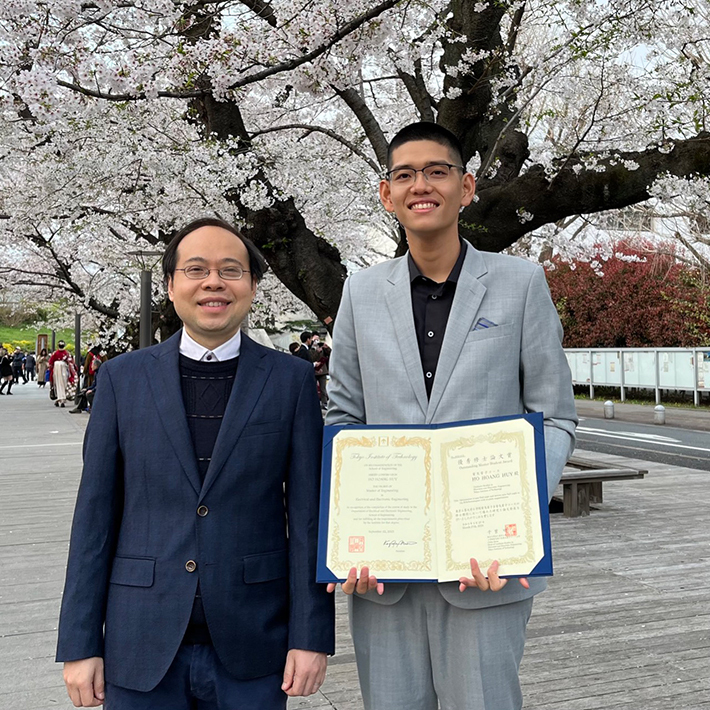 Photo of Prof. Pham Nam Hai (left) and Ho Hoang Huy (right)