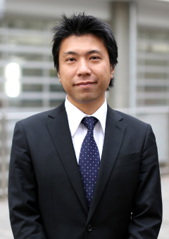 Kenichi Okada