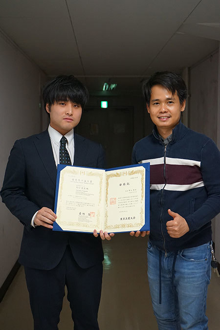 野口孝浩さん（左）とTheeraphongさん（右）
