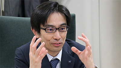 Portrait photography: Associate Professor Soichiro Yoshida
