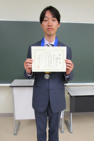 市川 真嵩ラルフリー　ICHIKAWA MATTHEW RALPH LEE（山口研）