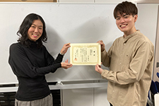Mr.Naoki Nagamatsu(right) and Assoc.Prof. Yuko Hara