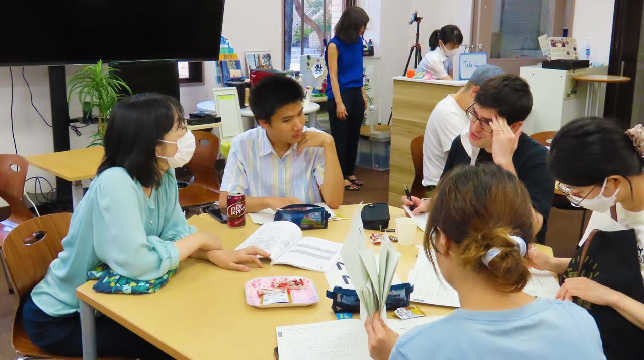 Japanese Section hosts mock Japanese Language Proficiency Test for international students in academic year 2023