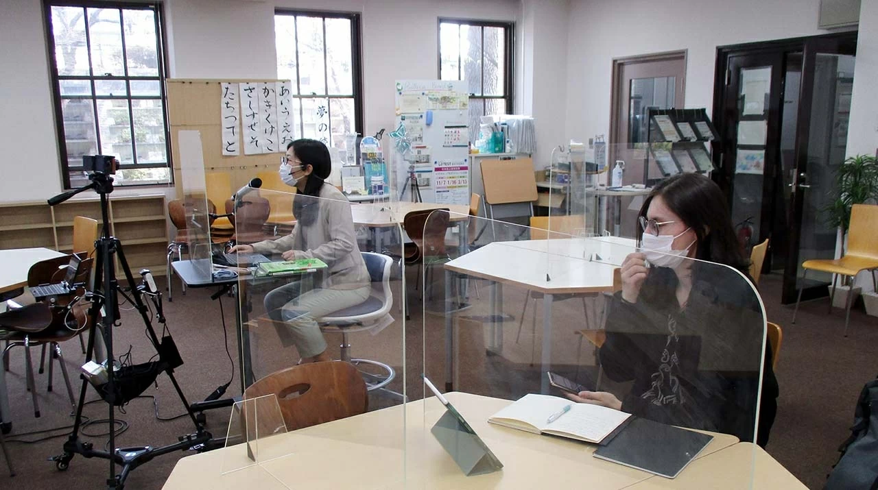 International students learn about JLPT in Japanese Section info session