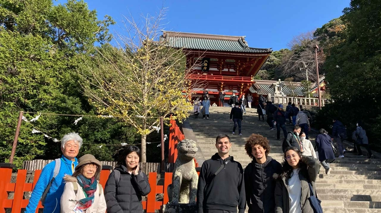 International students in Intensive Japanese Course tour Kamakura
