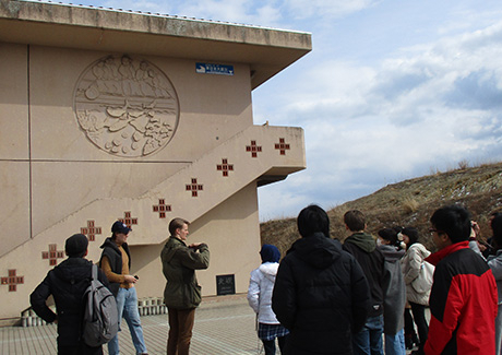 Visit to Nakahama Elementary School, a 2011 tsunami memorial