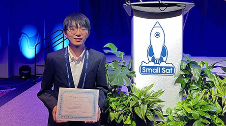 Atsuki Ochi (Space-Structure Dynamics Design Laboratory, Master's student) received the Student Poster Award at Small Satellite Conference