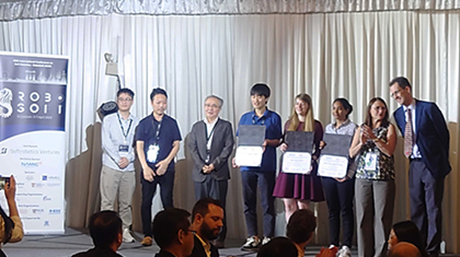 小林亮太さん（鈴森研究室M2）、難波江裕之助教、鈴森康一教授が6th IEEE-RAS International Conference on Soft Robotics（RoboSoft 2023）のBest Paper Award Finalistを受賞