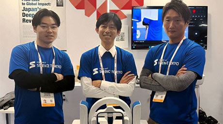 三浦智准教授が独自コントローラiFHDをCESに出展