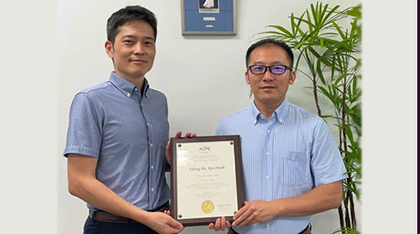 Xidong HUさん（大西研究室D3）と大西教授が米国機械学会流体工学部門（ASME Fluids Engineering Division）の2025 Lewis F. Moody Award を受賞