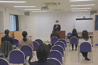 Prof. Shinya Hanaoka, as TSE chair, delivers his speech