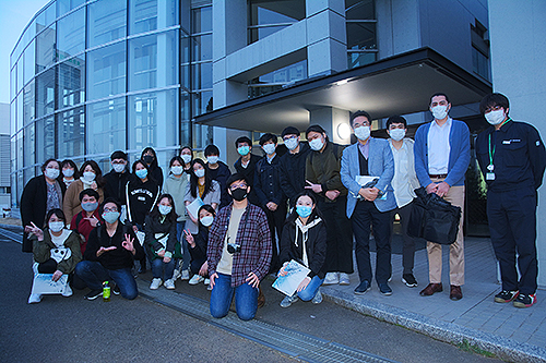 in front of Tokyu Construction Institute of Technology