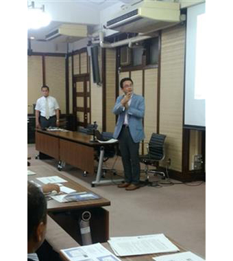Associate Professor Hanaoka's lecture