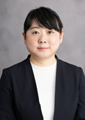 石塚　知香子