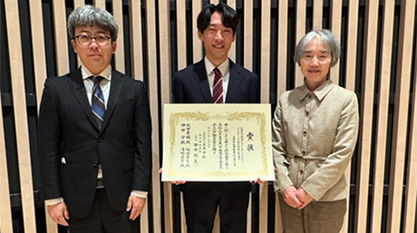 秋田康介さん・稲垣厚至助教・神田学教授が第28回水工学論文賞を受賞しました。